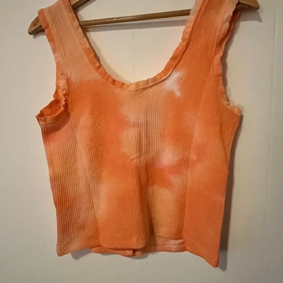 Hem Orange Sleeveless Crop Tank Top - Picture 4 of 4